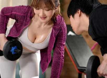 Chàng trai số hưởng và nữ PT gợi cảm cùng nhau thăng hoa